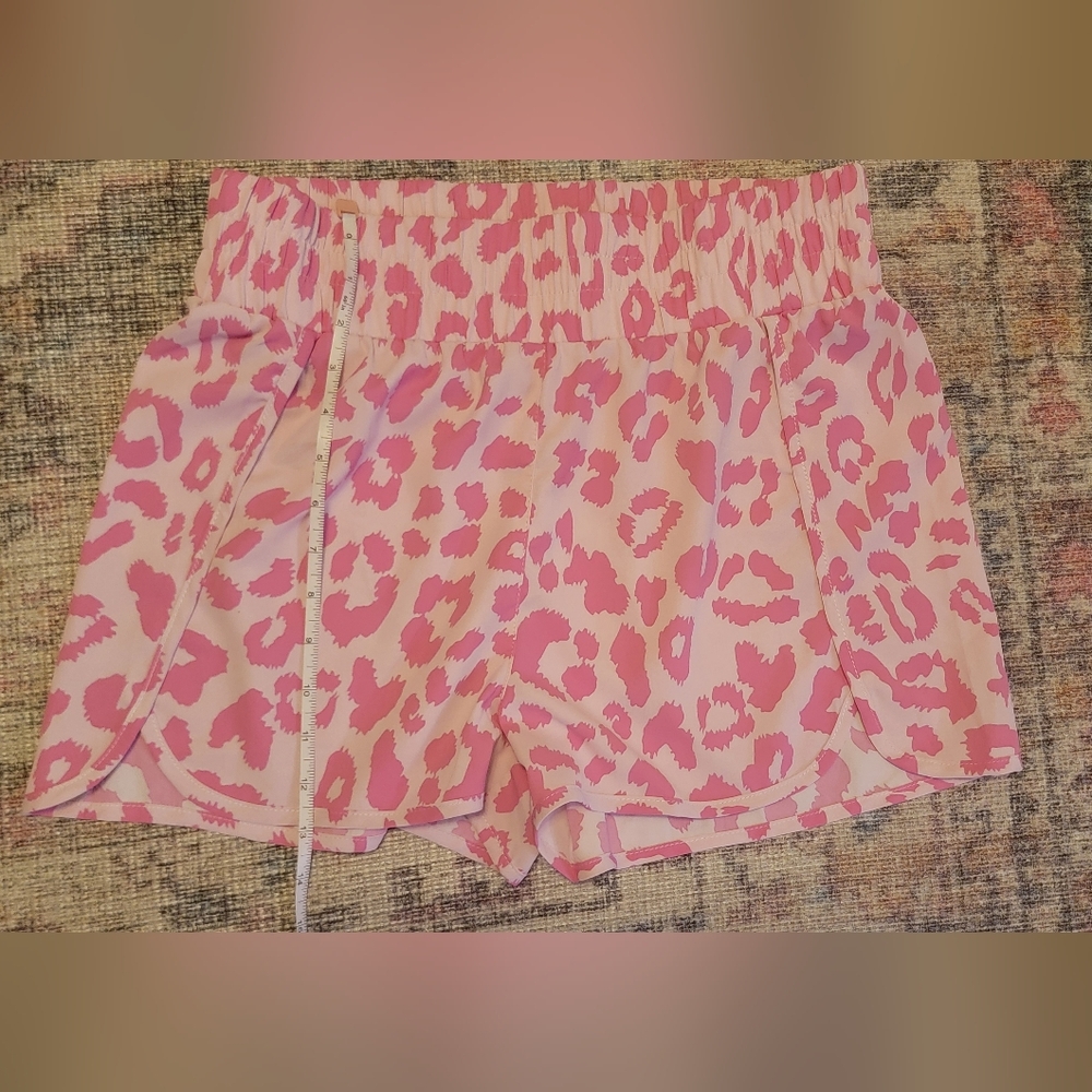 Pink Leopard Print Shorts Size L